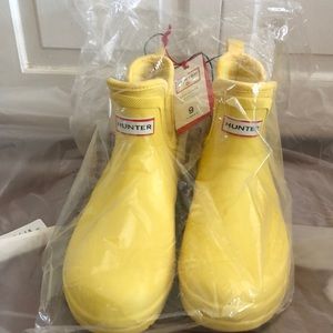 Hunter for Target women’s 9 rain boots short NWT!!